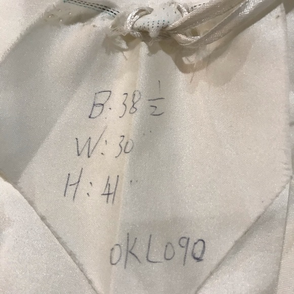 Designer Wedding Dress Gown Ivory Silk 12 No Train Strapless Bow NEW - Picture 7 of 15